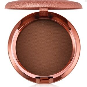 MAC Matte Richer Golden Bronzer